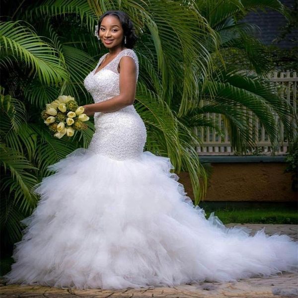 Estilo árabe plus size sereia vestidos de casamento profundo decote em v beading camadas vestidos de casamento capela trem rendas até volta praia nupcial dre2155