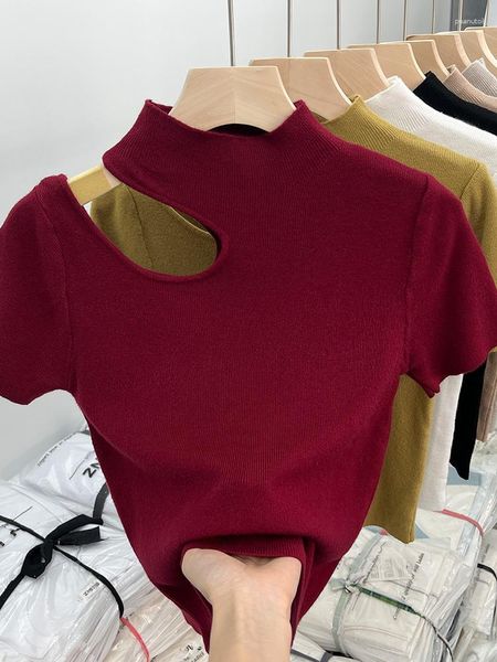 T-shirt da donna Moda manica corta Crop Top Camicia rossa T-shirt da donna Abbigliamento di base Estate Y2k Colore solido Abiti dolci e carini 2023