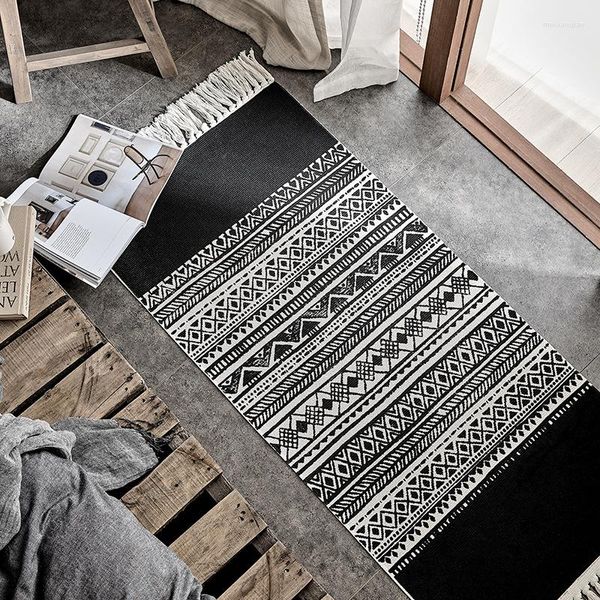 Teppiche Bequeme und weiche handgewebte Küchenbodenmatte Schwarz Weiß Schlafzimmer Einfacher Nachttischteppich Türmatten Kleine Outdoor-Teppiche