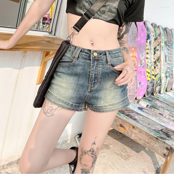 Jeans femininos 2023 denim shorts azul verão menina picante retro feito velho e fino ajuste elástico apertado envoltório quadril