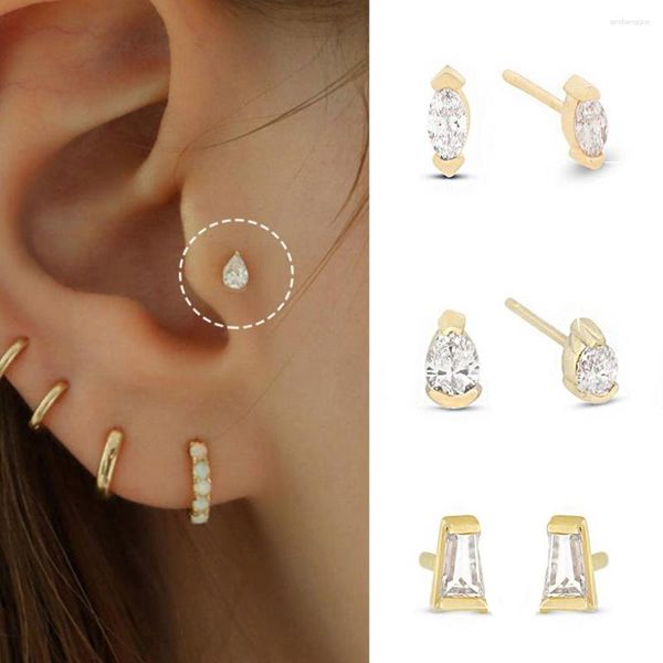 Ohrstecker, Mini-Kristall-Piercing, zierlicher flacher Tragus für Frauen, goldfarben, kleiner niedlicher Ohrknorpel-Lappen-Ohrring-Schmuck