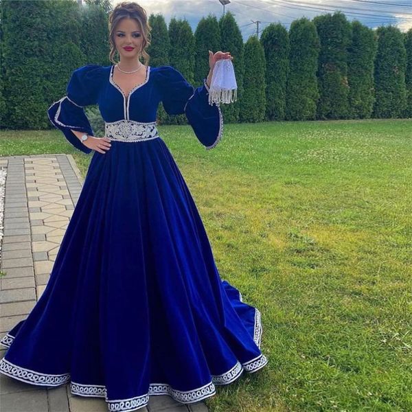 Royal Blue Velvet Kanfan Muslim Prom Kleider V-Ausschnitt Flare Sleeve Arabisch Dubai Formelle Kleidung Spitze Taille Marokko Robe de Soiree