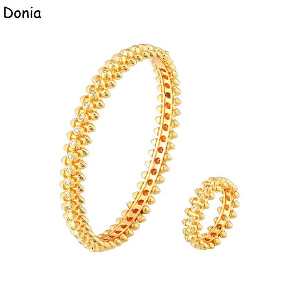 Donia Jewelry Luxus-Armreif, europäische und amerikanische Mode, klassischer quadratischer Kegel, Kupfer, Mikro-Intarsien, Zirkon-Armband, Ring-Set, Dame de317U
