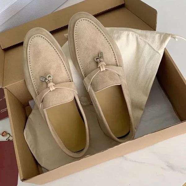 Scarpe eleganti firmate Mocassini da donna Scarpa LP Mocassino con nappe in pelle di cashmere di alta qualità Fondo alto con tendine di manzo casual Tacco piatto Suola morbida Scarpa 35-42 con scatola