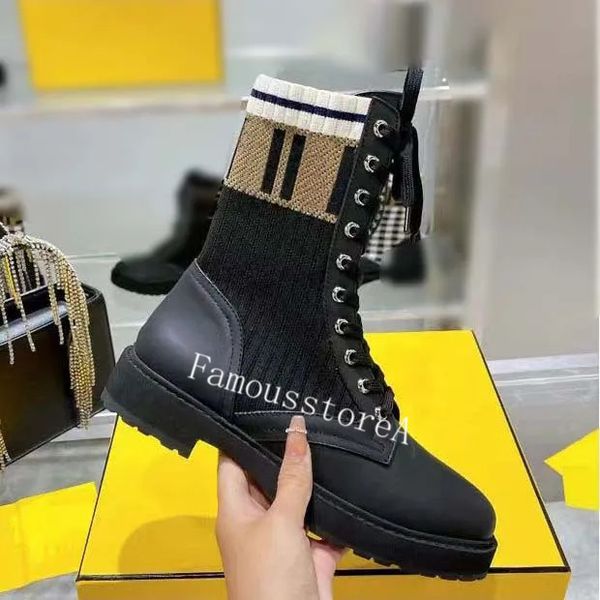 Tasarımcı Kadınlar Uzun Boot Seyahat Sneaker Kadın Erkekler Günlük Ayakkabı Deri Dantel Up Moda Platform Spor Sneakers Lady Koşu Eğitimleri Düz Renk Siyah Ayakkabı