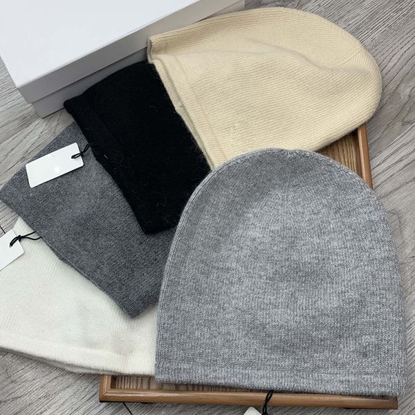 Designer de moda Beanie sentir tecido macio: 70% lã 30% cabelo de coelho quente e confortável homens e mulheres podem usar chapéus de malha Skull Caps