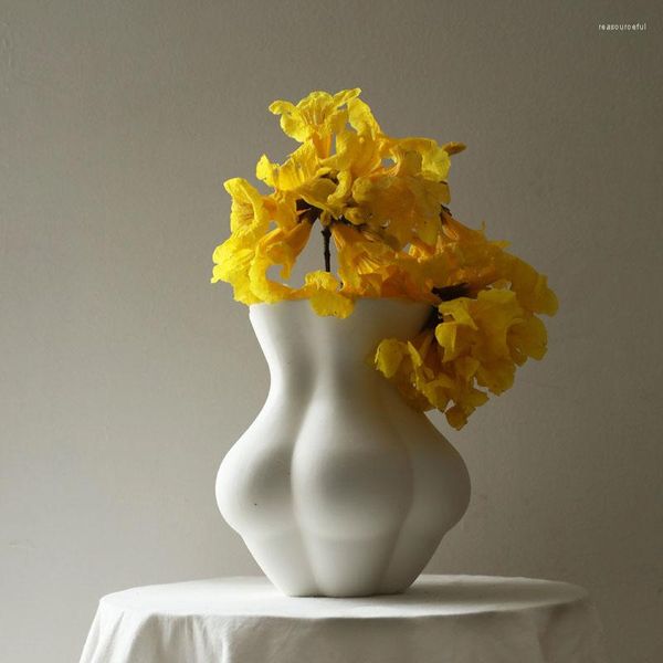 Vasi in ceramica stile nordico vaso per corpo umano statua ornamenti desktop da ufficio composizione floreale accessori per la decorazione della casa