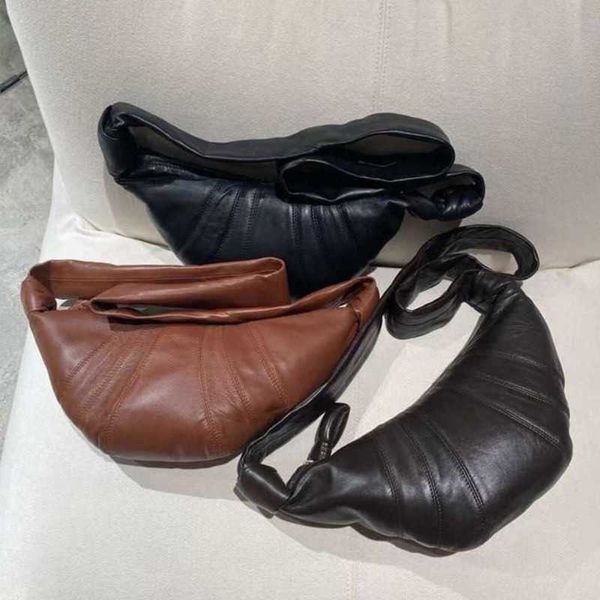 Bolsas de ombro Lemaire Vaca Chifre Bun Kesong Pele de Carneiro Um Oblíquo Span Dumpling Pequeno Designer de Couro Crossbody Bag Underarm French Stick 221011