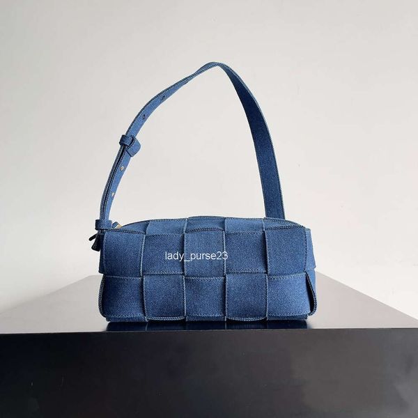 Designer clássico bolsa de ombro moda feminina bolsa nova azul escuro versátil denim tecido mão crossbody pequeno quadrado 316l