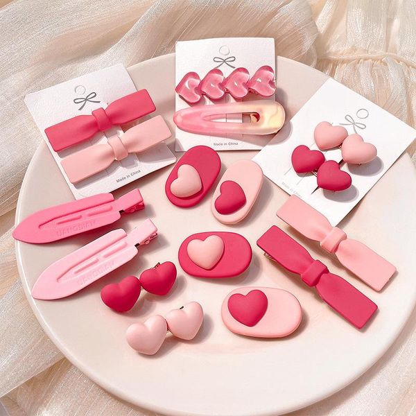 Acessórios de cabelo 2023 coisas bonitos rosa para meninas y2k estilo hairpins coração forma clipes doces barrettes mulheres kawaii produtos