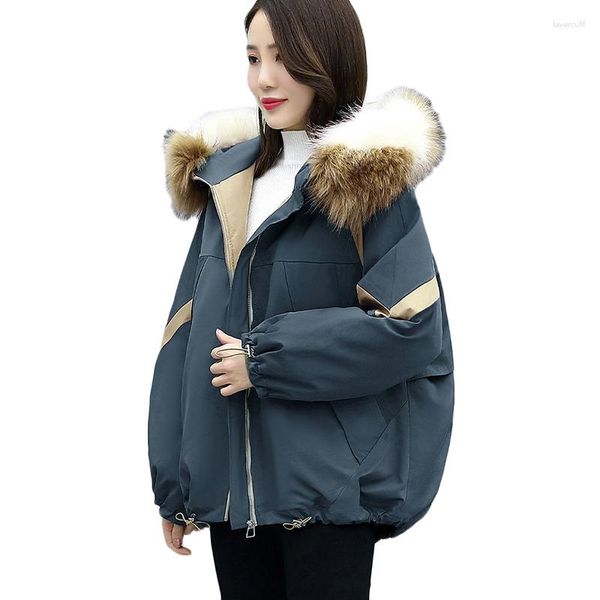 Frauen Graben Mäntel 2023 Winter Warme Daunen Baumwolle Jacke Koreanische Lose Plus Größe Casual Mit Kapuze Pelz Kragen Parka Mantel 3XL