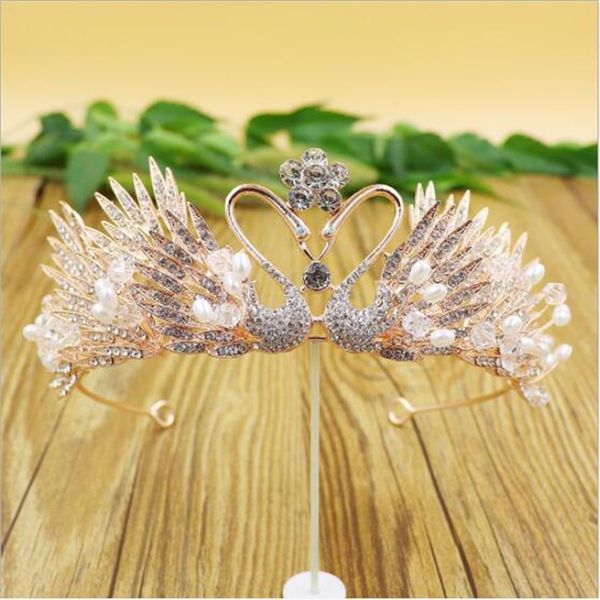 Başlıklar Gelin Taçları Headdress Kore Düğün Swan El Yapımı Kraliçe Kraliçe Prenses Doğum Günü Saç Tiaras Takı Başlıkları285v