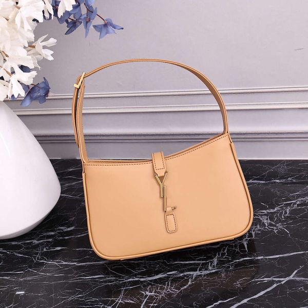 Borsa sotto le ascelle di marca di lusso Stilista di moda Le5A7 Borsa a mano Top in pelle da donna CLEO Borsa a tracolla per abito da sera Borsa per trucco casual