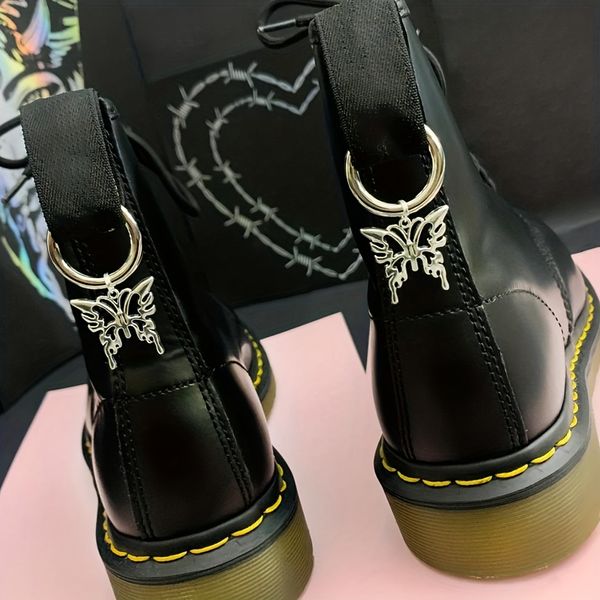 Schuhteile Zubehör Gothic-Stil Zinklegierung Schmetterling Charms für Stiefel Dekoration Drop Lieferung Otveb