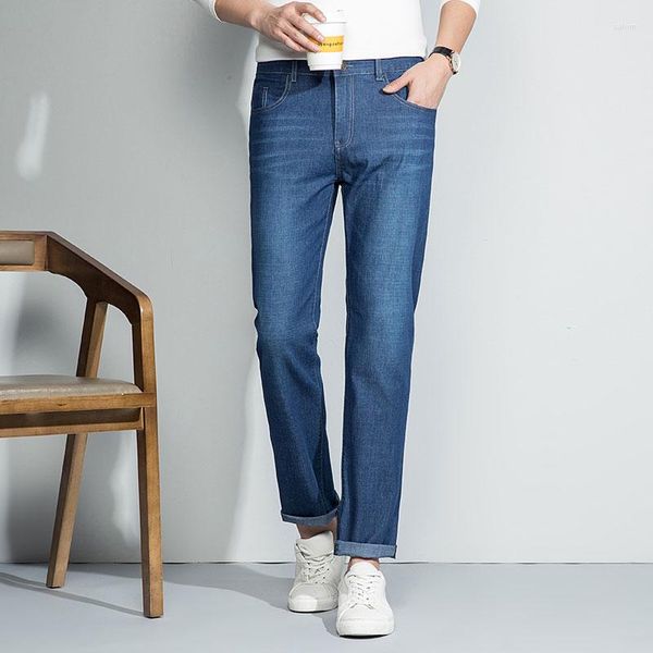 Jeans da uomo Pantaloni da uomo in denim casual da lavoro dritti Pantaloni da uomo in stile classico solido elasticizzato allentato Uomo Taglie forti