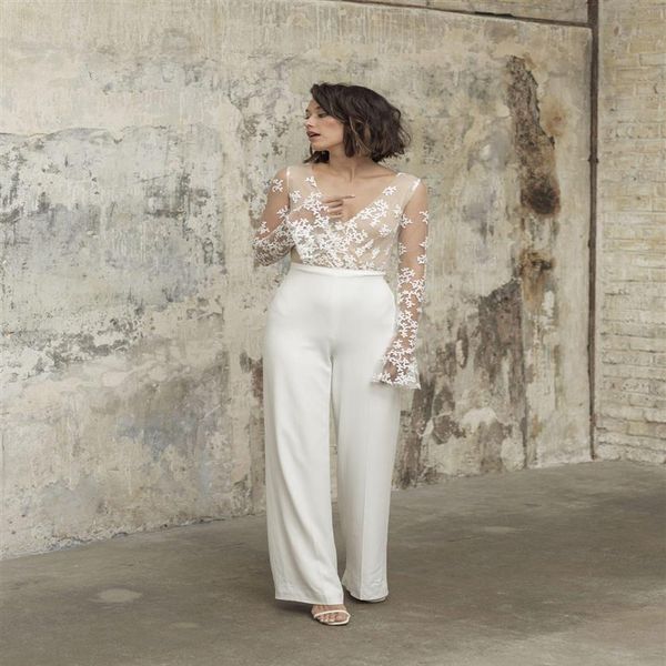 2022 Tute Abiti da sposa da spiaggia Abiti da sposa Sexy Illusion Top in pizzo maniche lunghe Abito da ricevimento sposa Guaina Boho Donna Pant282a