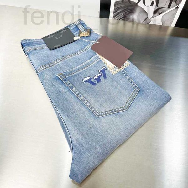 Jeans da uomo Designer jeans denim urbani, jeans grandi e alti, pantaloncini jeans da uomo, jeans janese, pantaloni a zampa d'elefante, pantaloni alla moda da uomo, jeans strappati punk rock KA4F