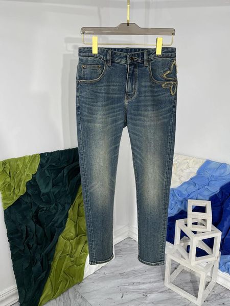 Jeans masculinos estilo coreano outono inverno moda homens de alta qualidade floral bordado casual denim calças retas c588