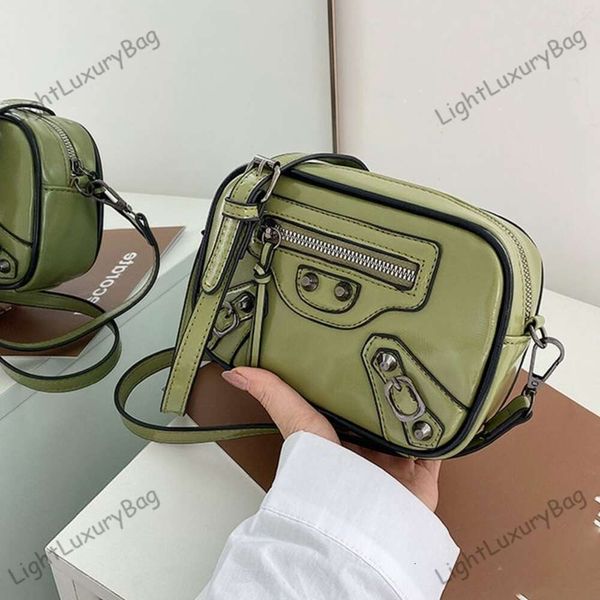 Sıcak Satış Tasarımcı Çantaları Gümüş Toka Hızlı Buzağı Cilt Domuz Burun Çantası 7a Roulis Çantası Yüksek Kaliteli Çantalar Omuz Çantaları Crossbody Bag İnce Cüzdan 230918