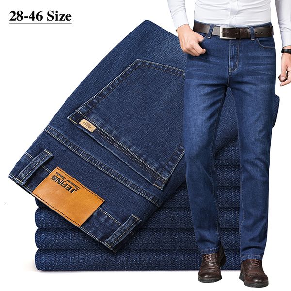 Jeans da uomo taglie forti 42 44 Pantaloni casual elasticizzati in cotone dritto da lavoro di marca Pantaloni denim slimfit blu nero moda 230915