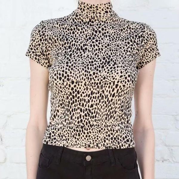 T-shirt da donna UNUTH Ragazze Slim Leopard dolcevita magliette 2023 Summer Fashion Ladies Streetwear Bomb Tees Soft Women Cute Short Tops Chic