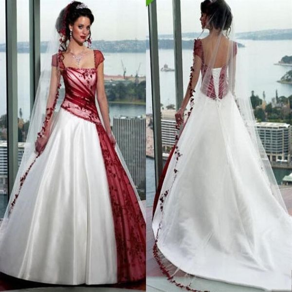2020 Rote und weiße Gothic-A-Linien-Brautkleider in Übergröße, Vintage-Braut-Ballkleider mit kurzen Ärmeln, sexy, rückenfreies Brautkleid246p