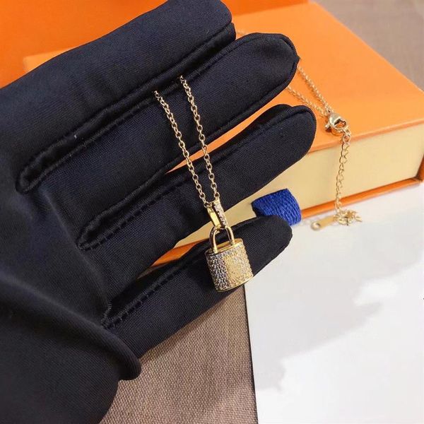 Kolye kolye kalp şeklindeki boncuk zinciri gül altın ve lüks kadın orijinal moda takı hediyesi259h