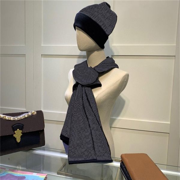 Lusso di alta qualità Nuovi disegni Sciarpa Cappello Set Femmes Scadroet Beanie Sciarpe Berretti Set Hiver chaud Foulard da baseball Chapeau de bon2305