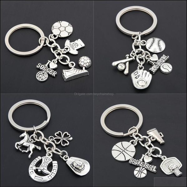 Schlüsselanhänger Modeaccessoires Ich liebe Fußball Basketball Baseball mit Fußballschuhen für Auto Handtasche Tasche Cowboy Geschenk Kleeblatt Charms Ke3010