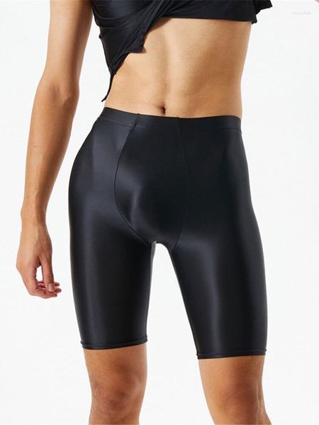 Homens sleepwear homens óleo brilhante fitness shorts secagem rápida elástica calças curtas sheer ver através de troncos plástico respirável roupa interior gay