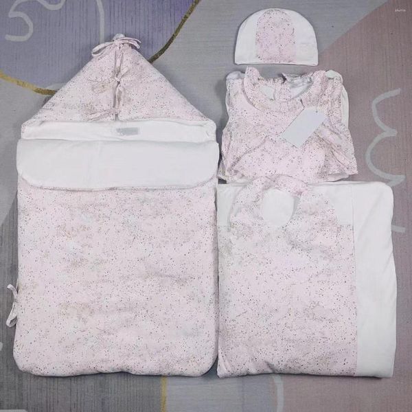 Conjuntos de roupas 2023 Rosa Saco de Dormir Cobertor Romper Bib Chapéu 5 Peças / Set Nascido Bebê Meninas Desgaste