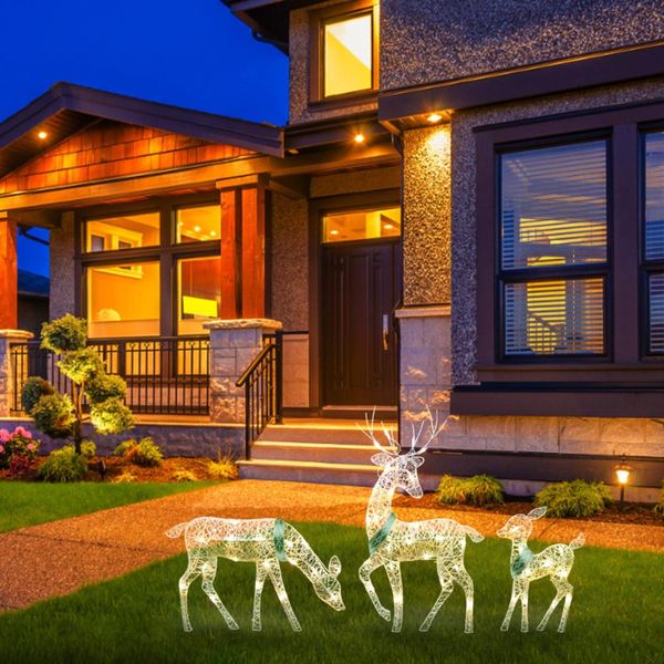 Decorações de Natal Arte de ferro Elk Deer Decoração de jardim de Natal com luz LED Brilhante Glitter Rena Xmas Home Outdoor Yard Ornament Decor 230920