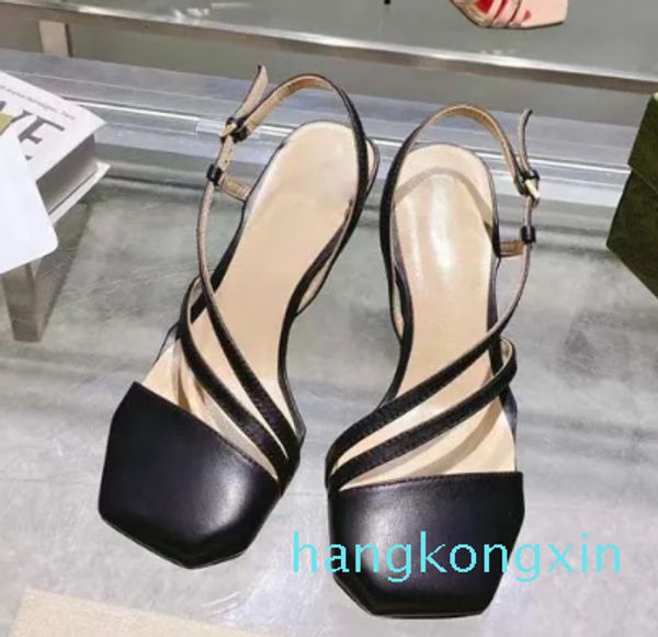 Sandálias designer mulheres vestido sapatos fino ajuste salto alto dedo do pé quadrado moda versátil dedo do pé aberto sola de borracha botão salto alto