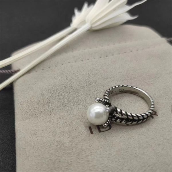 hochwertige neue Bandringe Dy Twisted Two Color Cross Perlen Ring für Frauen Mode 925 Sterling Silber Vintage Designer Schmuck Luxus Diamant Hochzeitsgeschenk