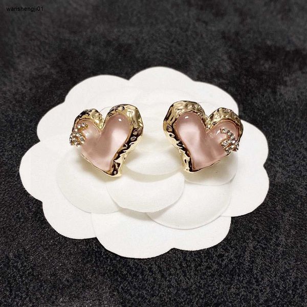 23ss moda pêssego coração forma brincos para mulheres requintado jóias rosa resina pingentes de orelha incluindo caixa presentes do feriado