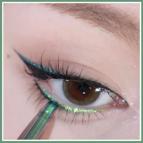 Ombretto Liner Combinazione Shiny Chameleon Matita eyeliner Verde Oro Viola Glitter Ombra Sdraiata Baco da seta Penna Impermeabile Bellezza Trucco cosmetico 230920