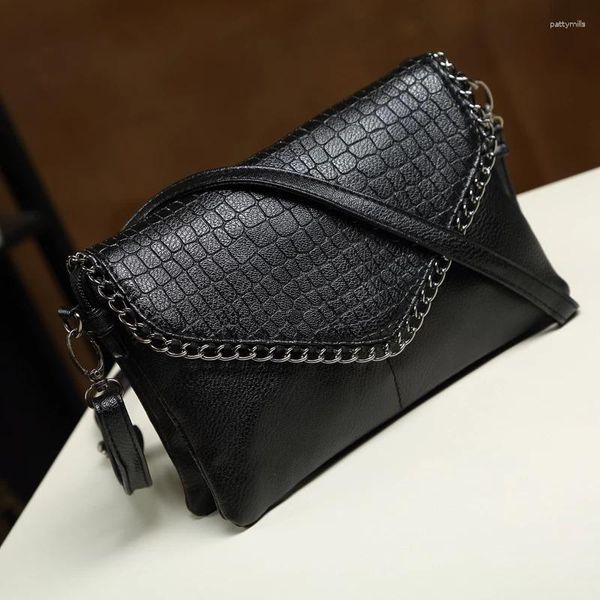 Marsupi Borsa a tracolla casual Borsa a tracolla femminile Messenger in pelle PU nera Tendenza da donna con busta a catena con stampa di pietre