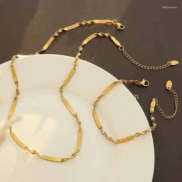 Halskette Ohrringe Set Klinge Kette Armband Ins Stil Einfacher Nischenschmuck Persönlichkeit Trend Titan Stahl Damen Tägliches Accessoire