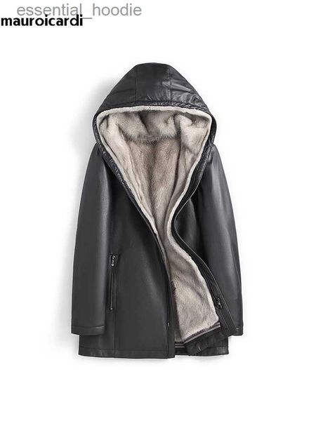 Женское меховое пальто из искусственного меха Mauroicardi, зимнее утолщенное теплое черное пальто из искусственной кожи с подкладкой из искусственного меха норки, меховая парка с длинными рукавами и молнией на капюшоне 2023 L230920