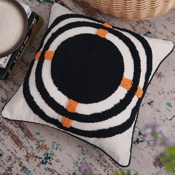 Federa per cuscino trapuntata in tessuto stile etnico Boho Ricamo 3D Fodera per cuscino decorativa con motivo geometrico nero arancione f CX220331339f