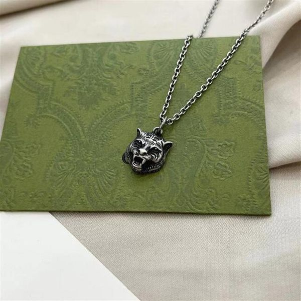 Collana girocollo in argento sterling 925 di lusso Designer Tigre Gioielli Catena cubana Acciaio inossidabile Doppia lettera Pendenti con lupo per uomo 210q