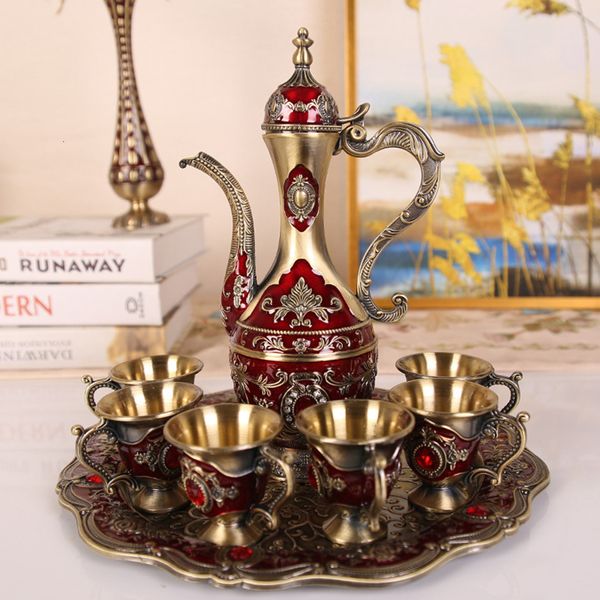 Xícaras de chá 8 peças conjunto de utensílios de mesa 1 * bule 6 * xícara 1 * bandeja conjunto de chá vintage estilo europeu retrô para ornamento de gabinete cozinha árabe conjunto de xícara de café 230919
