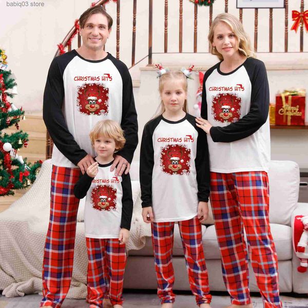 Abiti coordinati per la famiglia Natale Alce Stampa Mamma Figlia Papà Figlio Abiti coordinati 2023 Nuovi pigiami larghi casual Set Abiti morbidi Natale Famiglia Look Pjs T230921