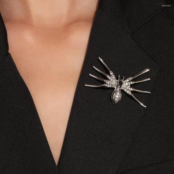 Spille Ragno di cristallo color argento gotico per le donne Ins Temprament Personalità Spilla animale Pin Punk Regalo di gioielli di Halloween