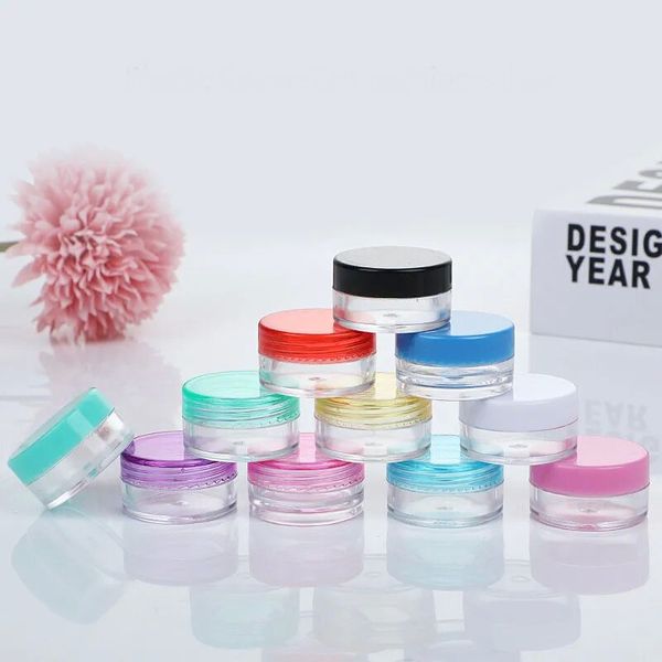 wholesale Pots de contenants cosmétiques en plastique vides transparents rechargeables avec couvercles colorés Bouteilles d'échantillon de maquillage Pots d'échantillon en plastique acrylique LL