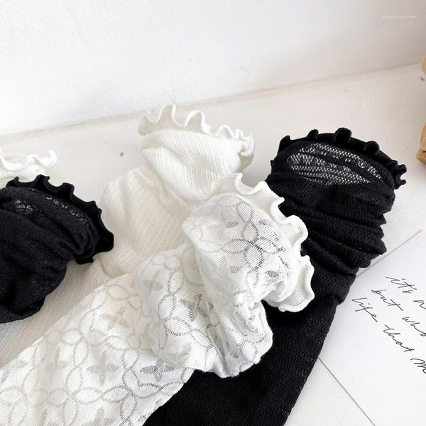 Calzini da donna estivi a rete sottile in pizzo bianco e nero Lolita di media lunghezza per Harajuku