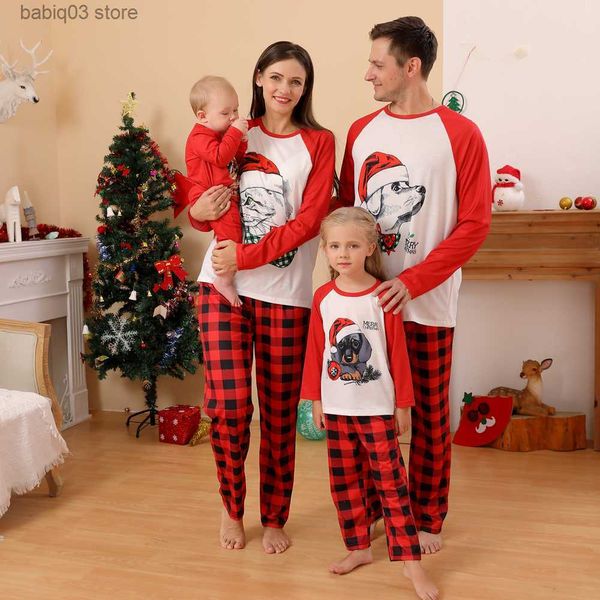 Aile Eşleşen Kıyafetler Anne Kızı Baba Son Giysiler Karikatür Dog Baskı Pijamaları Aile Noel Giysileri İçin Set Yumuşak Pleavwear Noel T230921