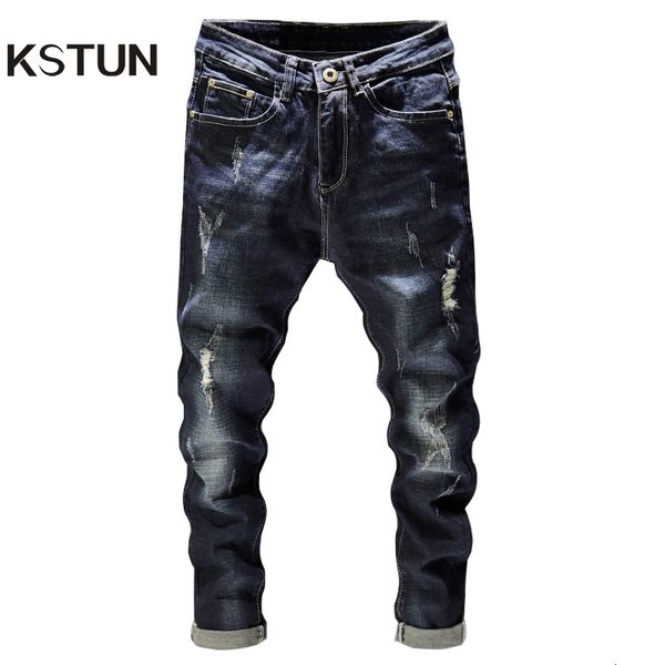 Jeans da uomo effetto consumato blu scuro elasticizzato slim fit hip hop distrutti fori rotti pantaloni denim uomo strappati pantaloni sfilacciati stile punk 230920