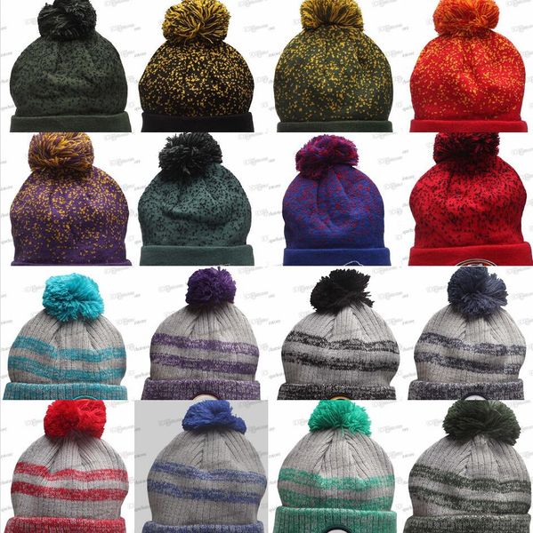 2023 Nuovi 32 colori misti Basball Berretti con divertente Pom Classico calcio a strisce Tutti gli sport di squadra Cappelli lavorati a maglia Sci invernale Lana Skullies Cap