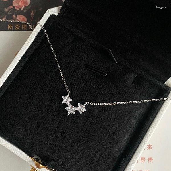 Zincirler Moda Küçük Yıldız Rhinestone Girls Clavicle Chain Hediye Yüksek Sınıf Hafif Duygusu Lüks Kadın Anne Kolye